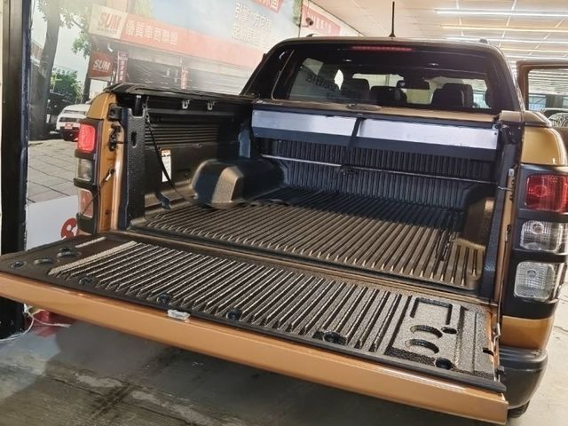 2018 FORD RANGER 2.0L 柴油  第11張相片