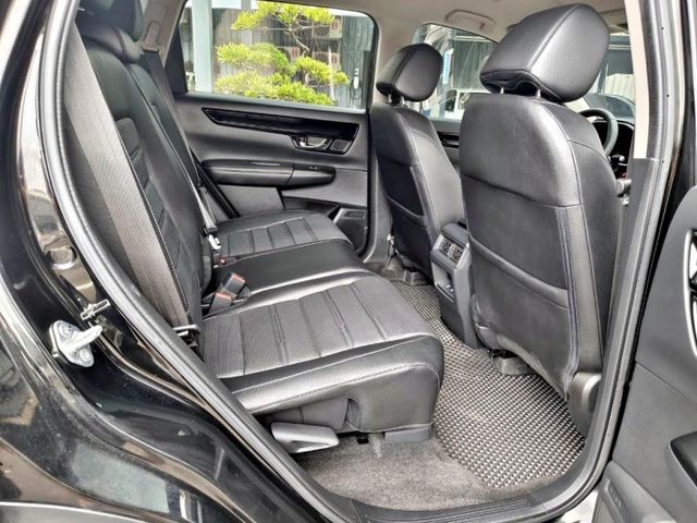 2023 Honda CR-V 1.5 S版 原廠保養、原版件、盲點偵測、電動尾門、低里程  第11張相片