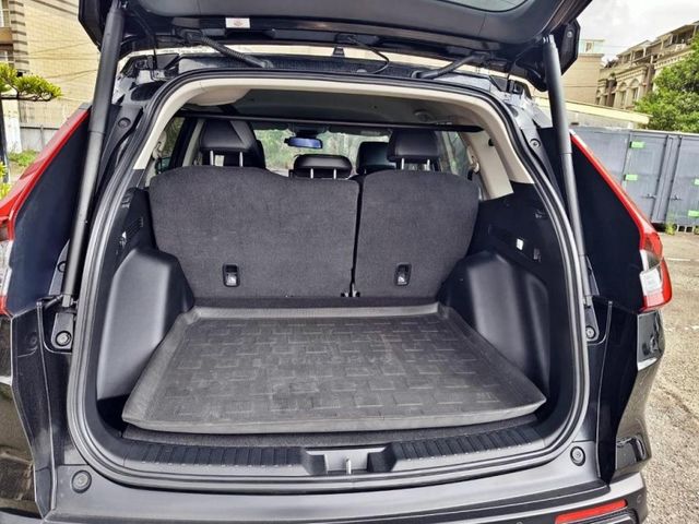 2023 Honda CR-V 1.5 S版 原廠保養、原版件、盲點偵測、電動尾門、低里程  第12張相片
