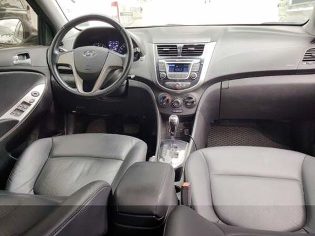 HYUNDAI現代 VERNA  第5張相片