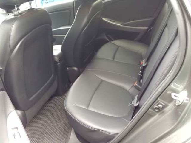 HYUNDAI現代 VERNA  第7張相片