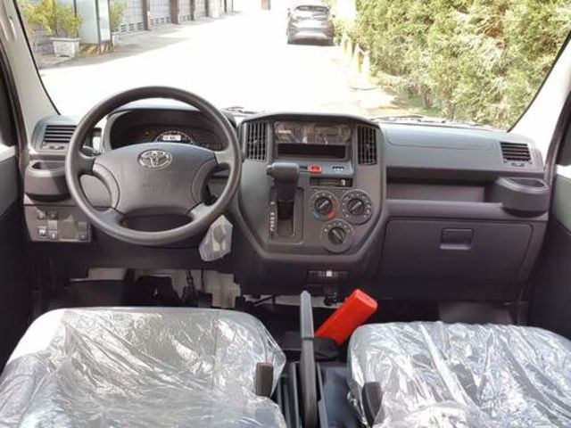 TOYOTA豐田 TOWN ACE  第12張相片