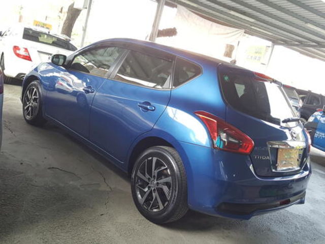 NISSAN日產 TIIDA  第4張相片