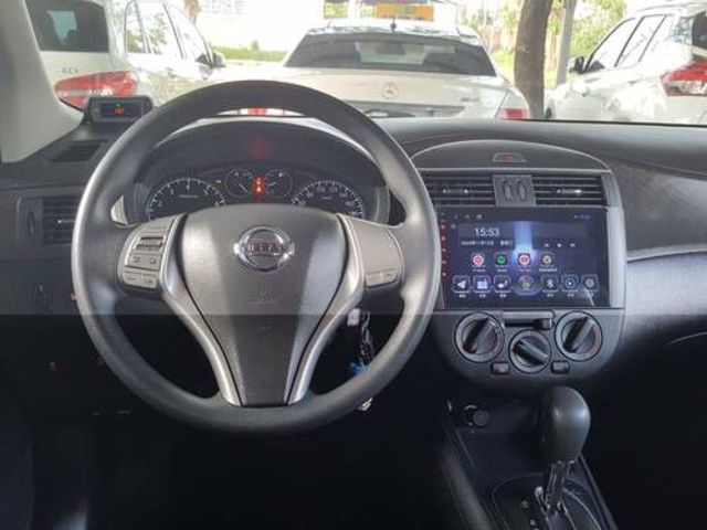 NISSAN日產 TIIDA  第10張相片