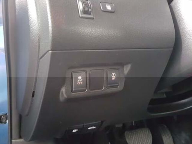 NISSAN日產 TIIDA  第13張相片