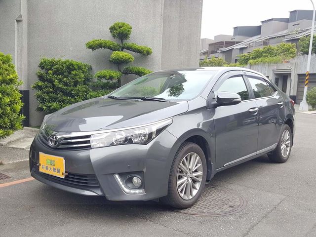 TOYOTA豐田 ALTIS  第1張相片