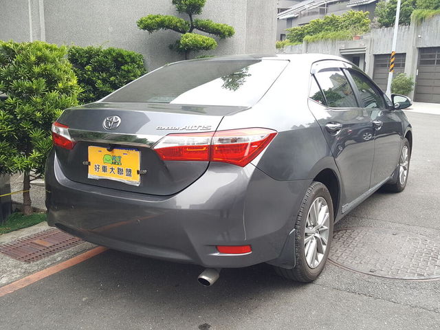 TOYOTA豐田 ALTIS  第2張相片