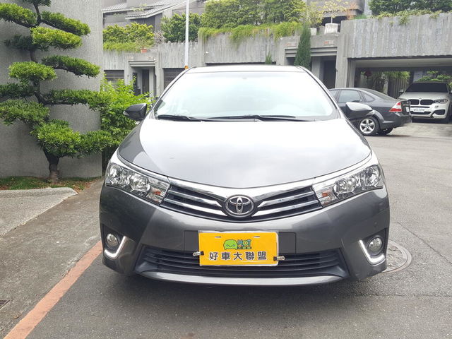 TOYOTA豐田 ALTIS  第3張相片