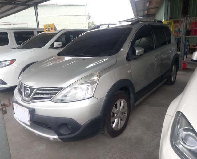 NISSAN日產 LIVINA  第2張相片