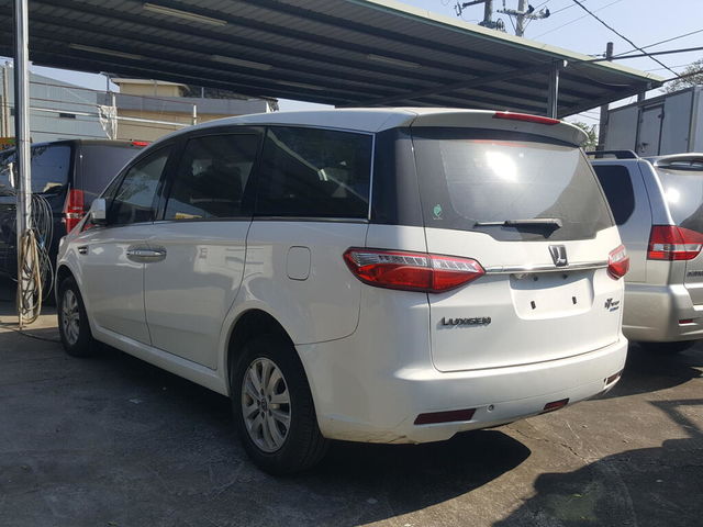 LUXGEN納智捷 M7 TURBO  第2張相片