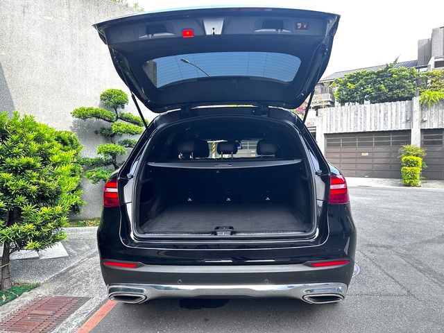 M-BENZ賓士 GLC300  第8張相片
