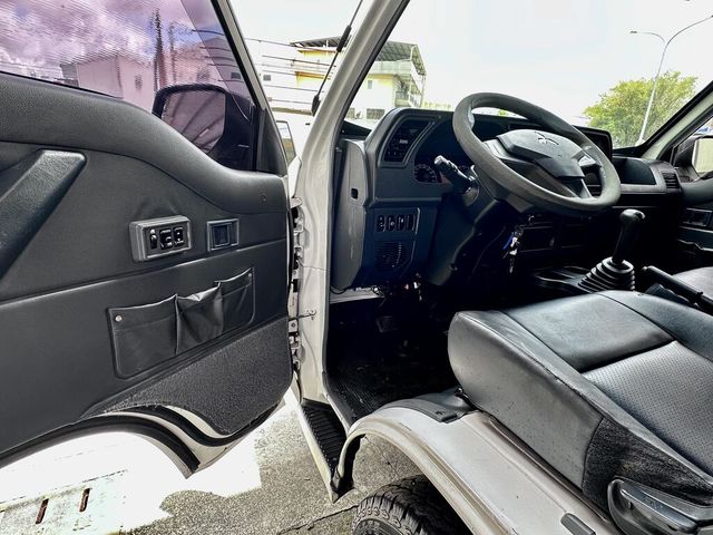 MITSUBISHI三菱 DELICA  第10張相片