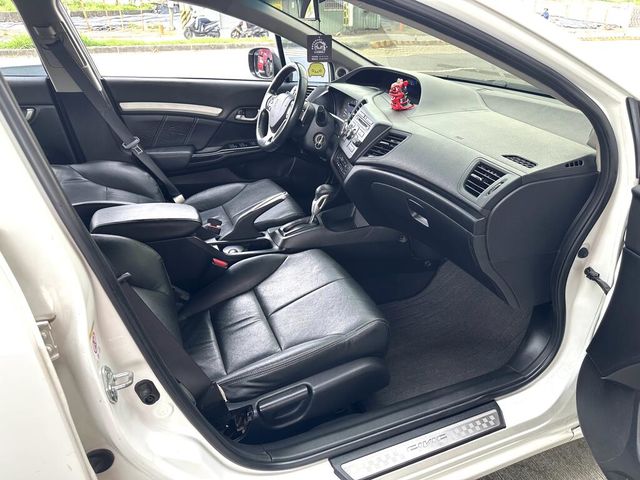 HONDA本田 CIVIC  第10張相片