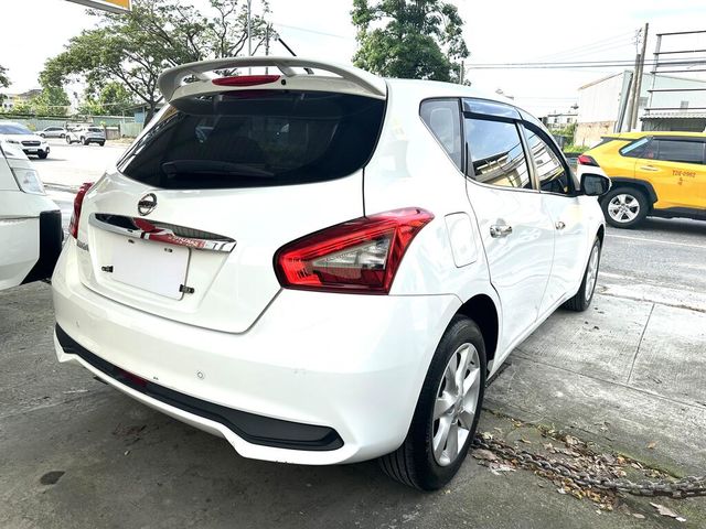 NISSAN日產 TIIDA  第2張相片