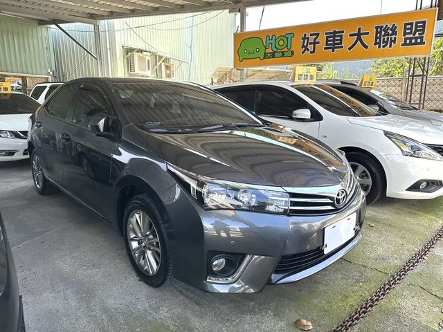 TOYOTA豐田 ALTIS  第2張相片