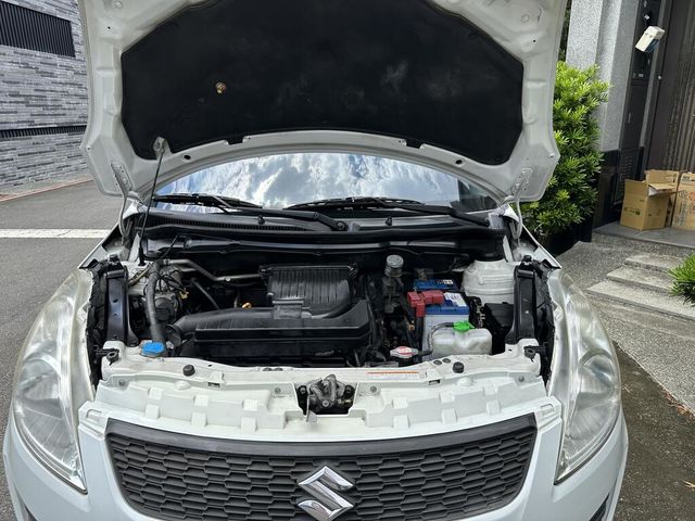SUZUKI鈴木 SWIFT  第6張相片