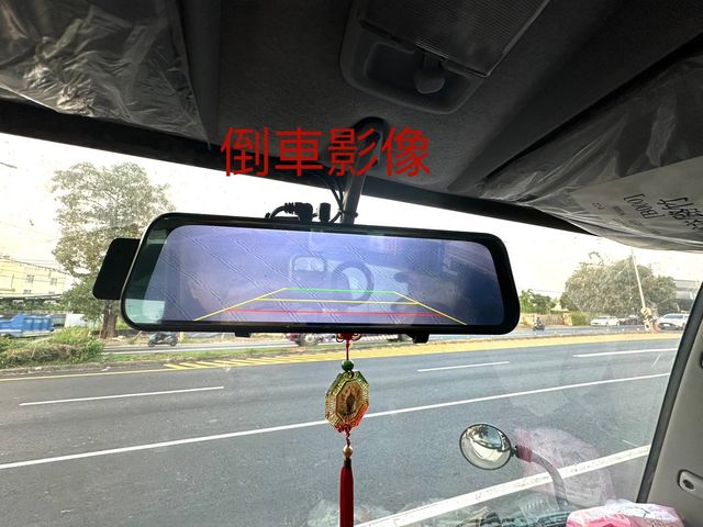 MITSUBISHI三菱 CANTER  第13張相片