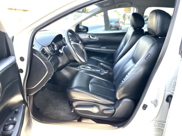 NISSAN日產 TIIDA  第7張相片