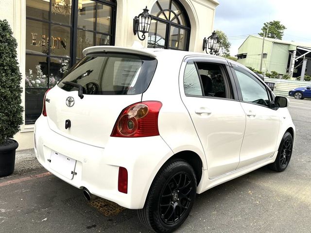 TOYOTA豐田 YARIS  第2張相片