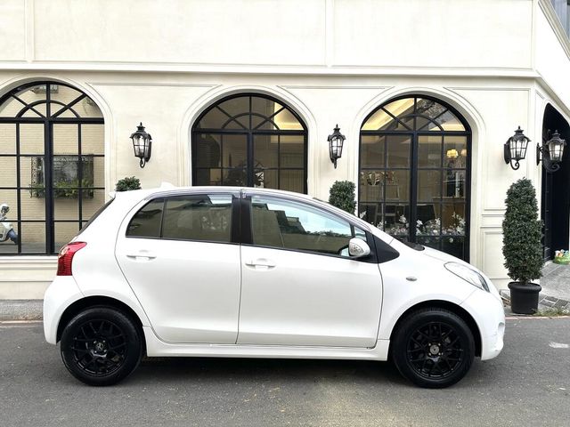 TOYOTA豐田 YARIS  第7張相片