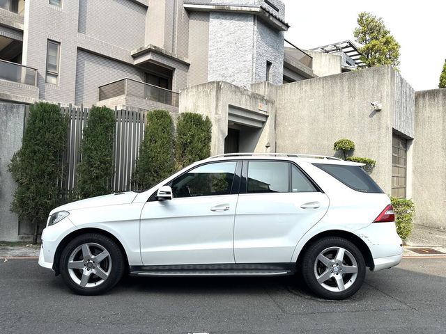 M-BENZ賓士 ML250 BLUETEC 4MATIC  第6張相片