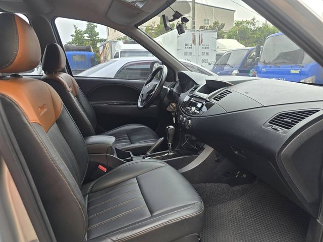 MITSUBISHI三菱 ZINGER  第4張相片