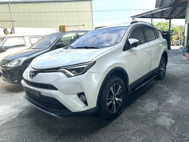 TOYOTA豐田 RAV4  第1張相片