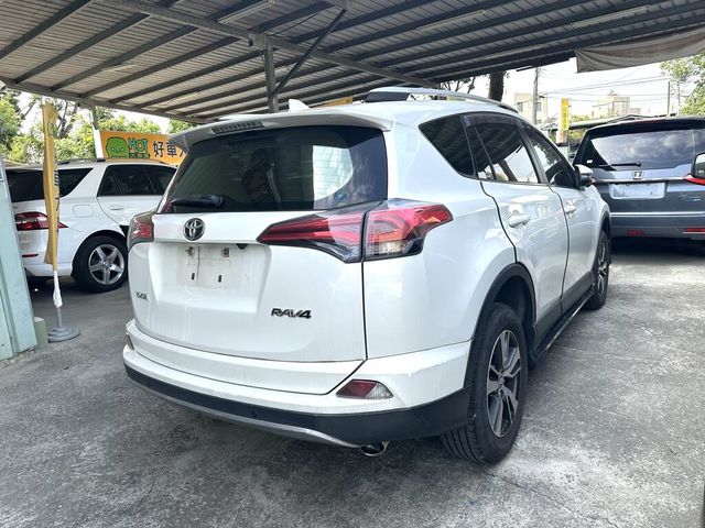 TOYOTA豐田 RAV4  第2張相片