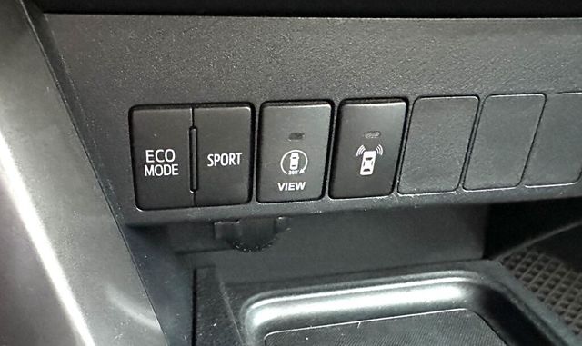 TOYOTA豐田 RAV4  第11張相片