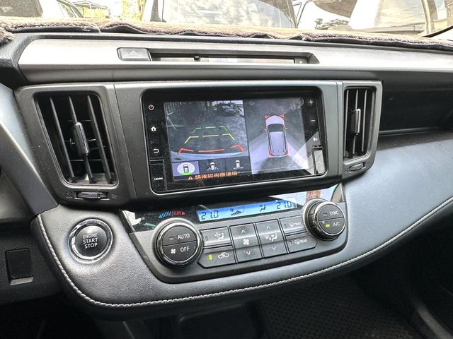TOYOTA豐田 RAV4  第12張相片