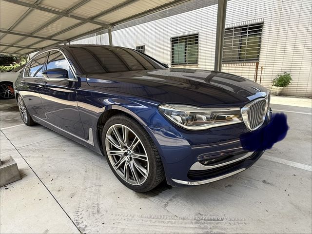 BMW寶馬 760LI  第3張相片