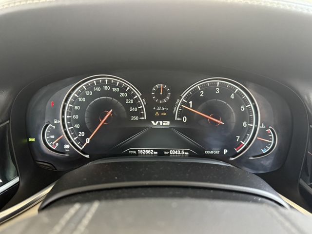 BMW寶馬 760LI  第8張相片