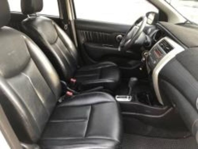NISSAN日產 LIVINA  第5張相片
