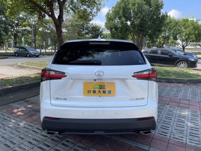 LEXUS凌志 NX200T  第4張相片