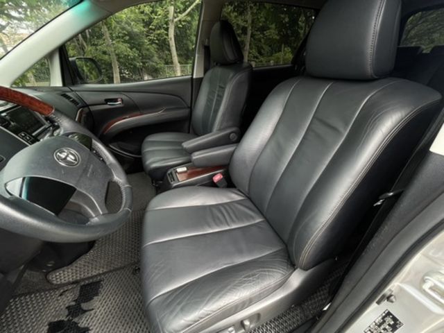 TOYOTA豐田 PREVIA  第5張相片