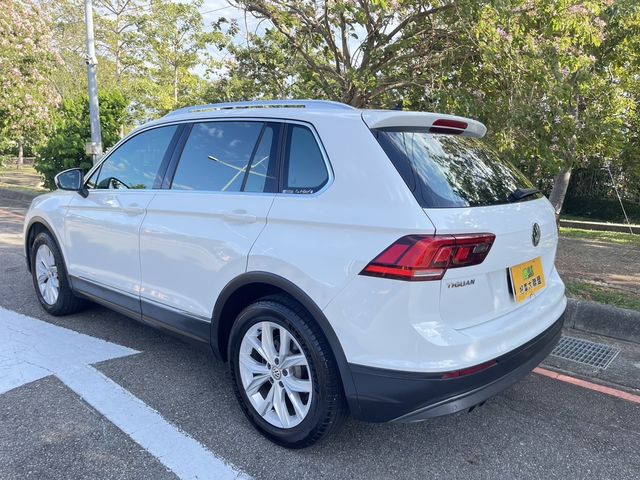 VOLKSWAGEN福斯 TIGUAN  第15張相片