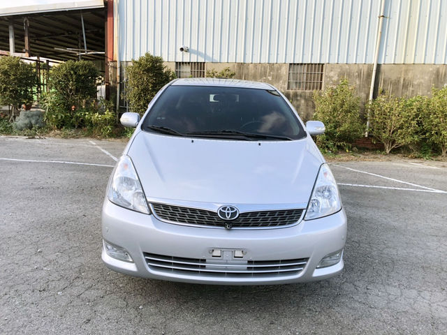 TOYOTA豐田 WISH  第5張相片