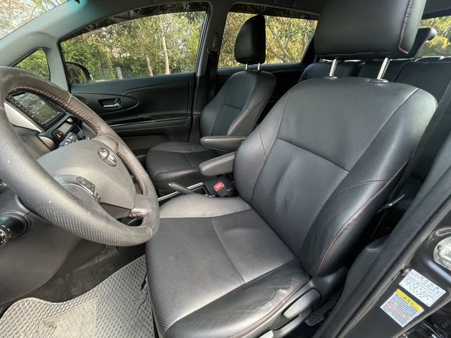 TOYOTA豐田 WISH  第5張相片