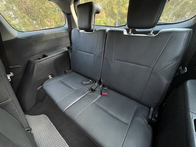 TOYOTA豐田 WISH  第7張相片