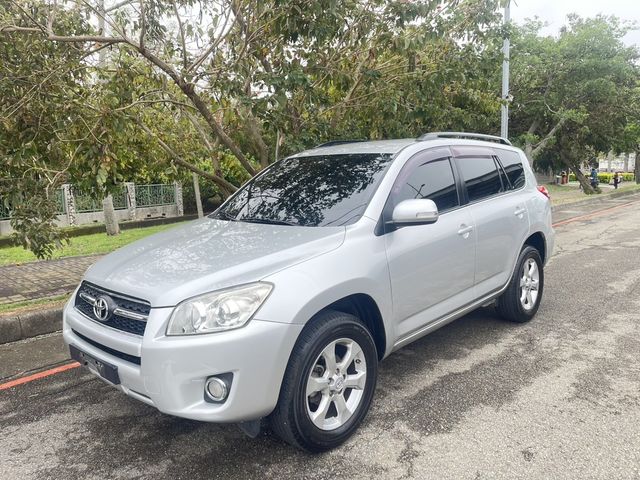 TOYOTA豐田 RAV4  第1張相片