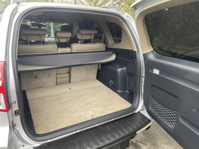 TOYOTA豐田 RAV4  第14張相片