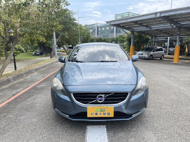 VOLVO富豪 V40  第3張相片