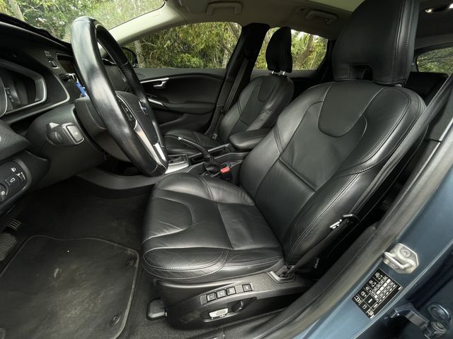 VOLVO富豪 V40  第5張相片