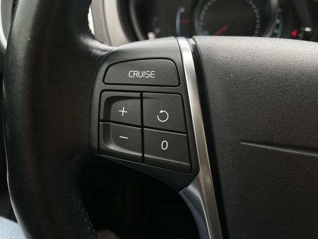 VOLVO富豪 V40  第11張相片