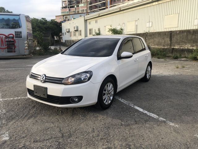 VOLKSWAGEN福斯 GOLF  第1張相片