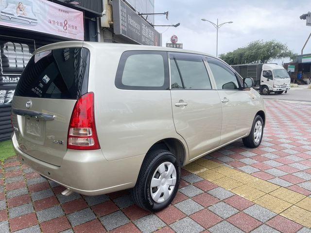 TOYOTA豐田 INNOVA  第2張相片