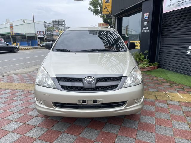 TOYOTA豐田 INNOVA  第3張相片