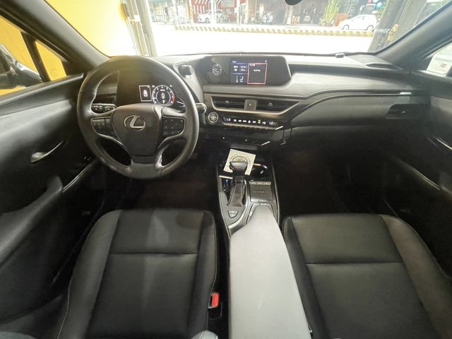 LEXUS凌志 UX200  第7張相片