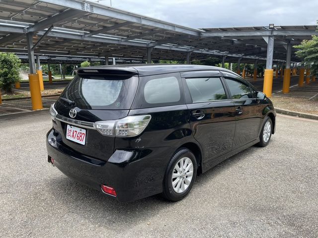 TOYOTA豐田 WISH  第2張相片
