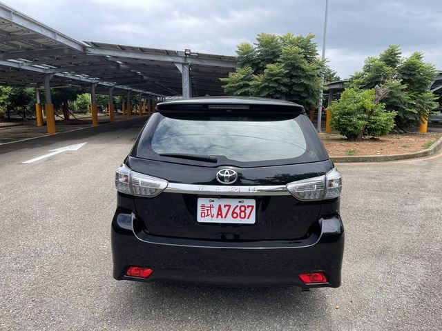 TOYOTA豐田 WISH  第4張相片